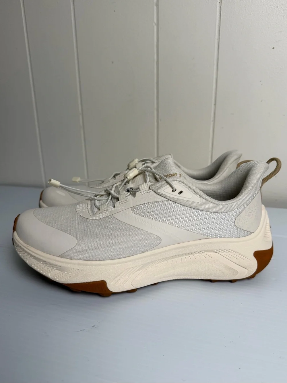 HOKA Transport 2 in Alabaster Women’s 9 WIDE